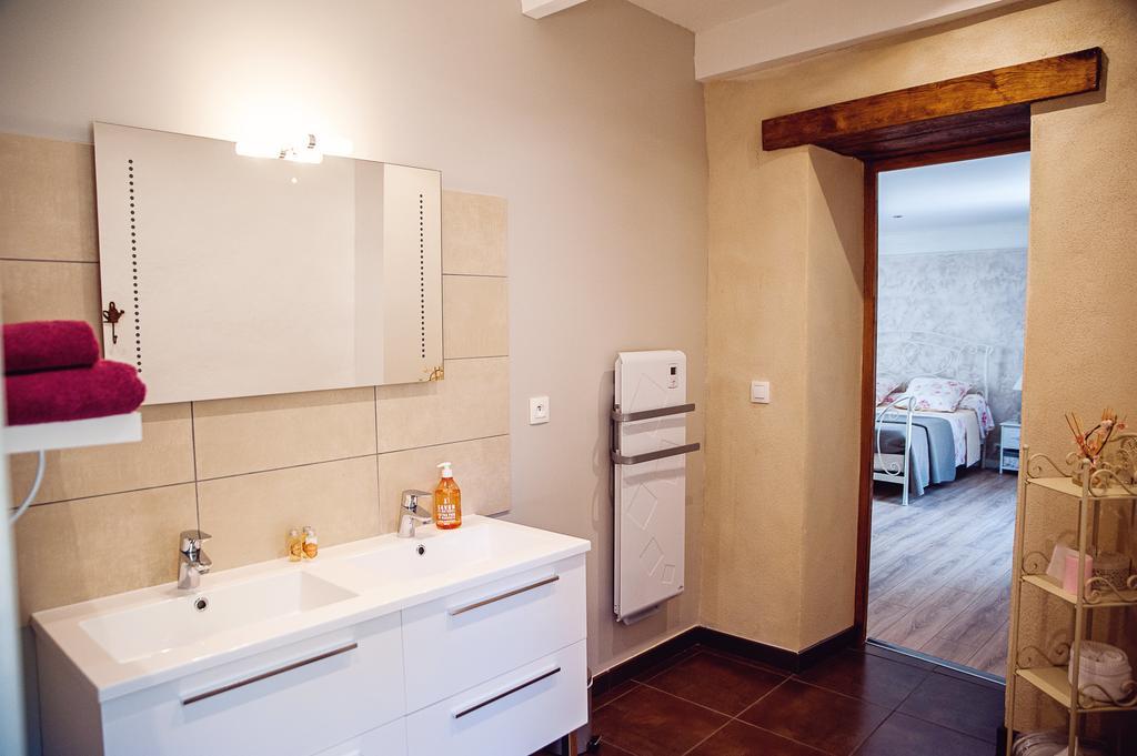 Bed and Breakfast Mas De La Lance Roche-Saint-Secret Экстерьер фото