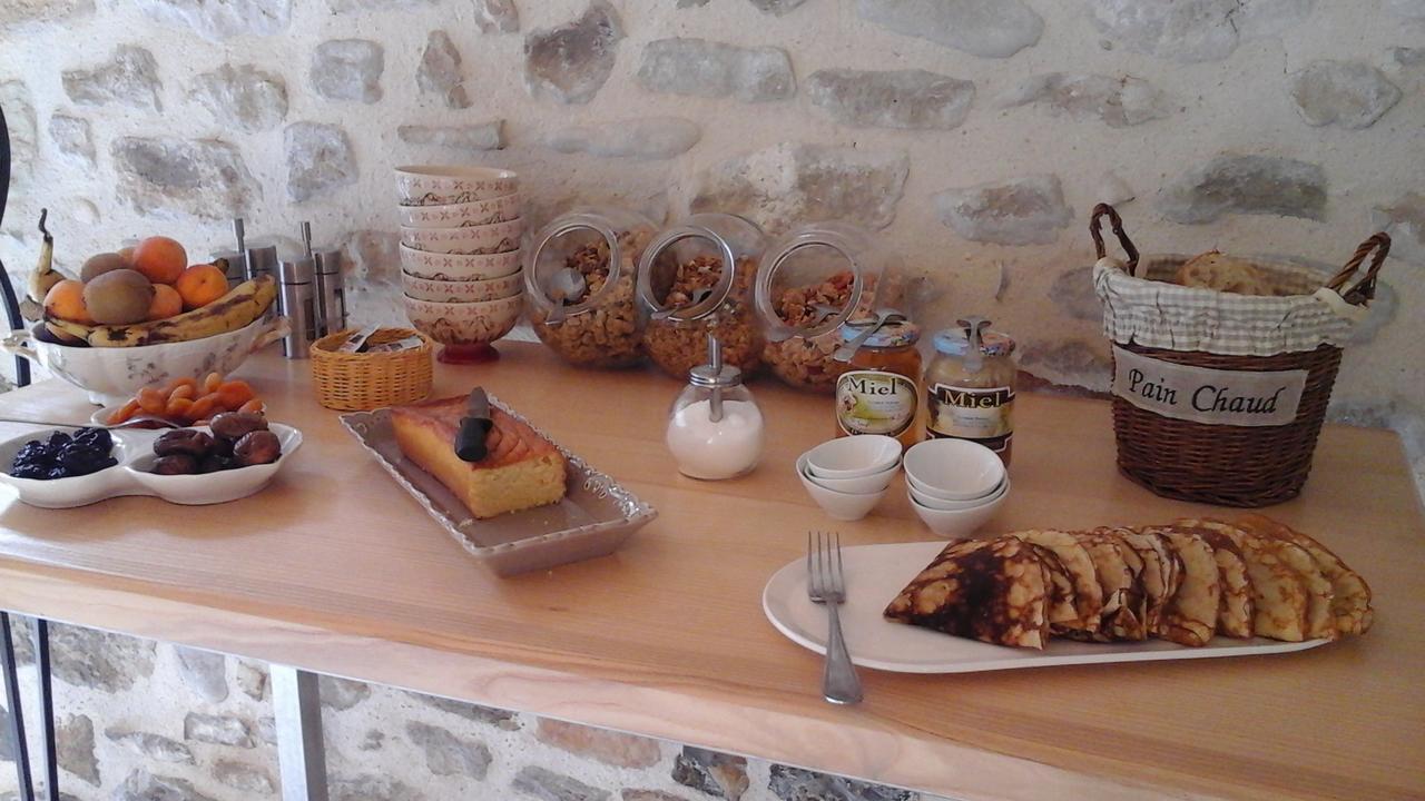 Bed and Breakfast Mas De La Lance Roche-Saint-Secret Экстерьер фото